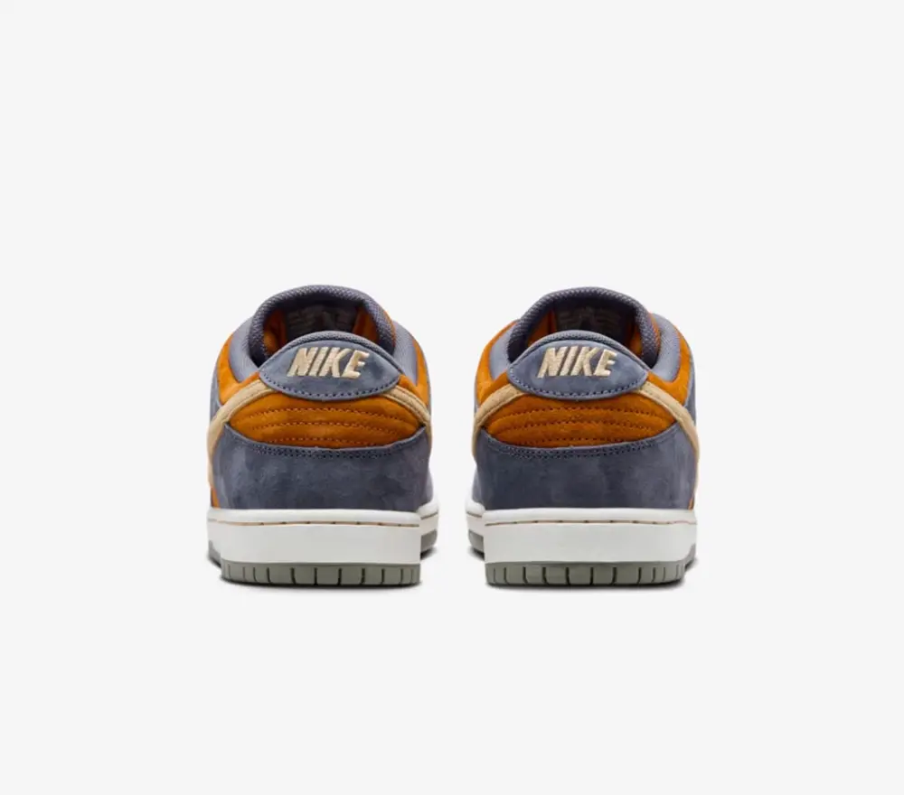 Giày Nike SB Dunk Low 'Light Carbon Monarch' HF3063-002 - Ảnh 4