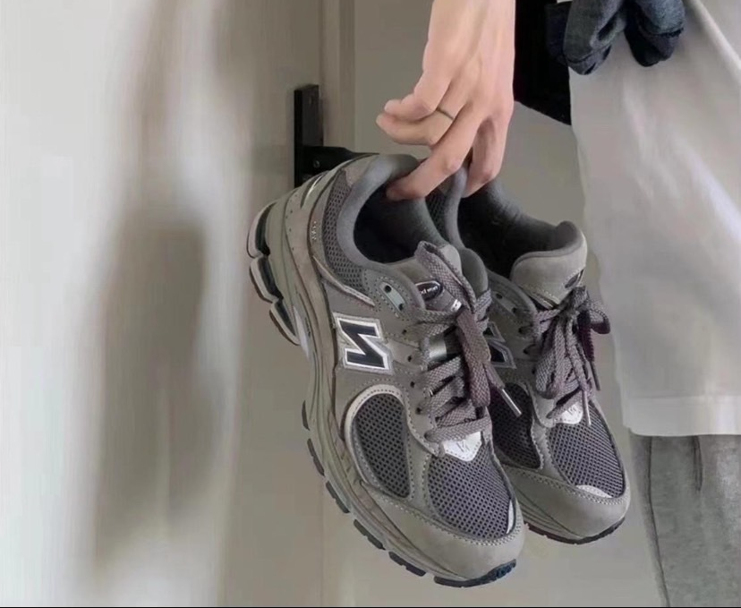 Giày New Balance 2002R GS 'Castlerock' GC2002R0 - Ảnh 4