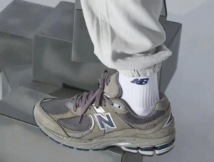 Alternative view of Giày New Balance 2002R GS 'Castlerock' GC2002R0