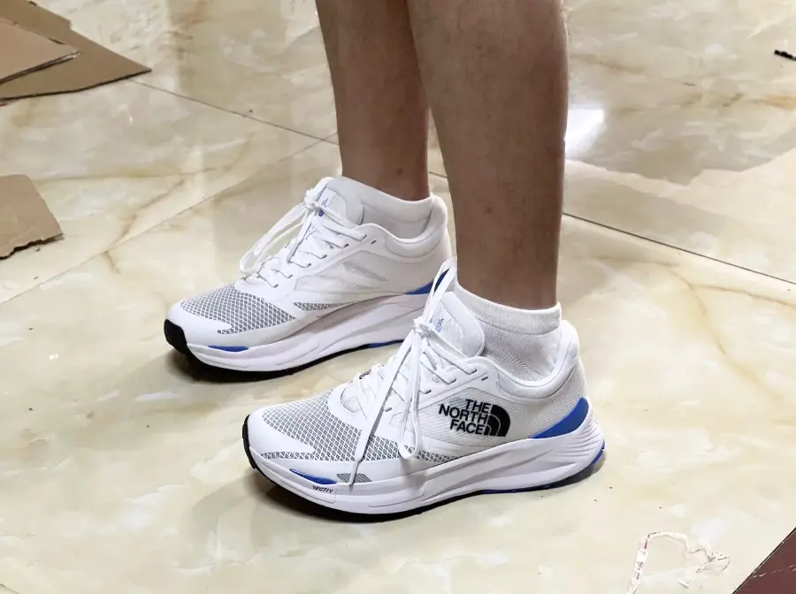 Alternative view of Giày The North Face Vectiv Enduris III ‘White’ 7W5O-OD5
