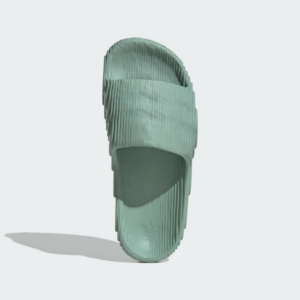 Alternative view of Dép Adidas Adilette 22 ‘Hazy Green’ IF9485