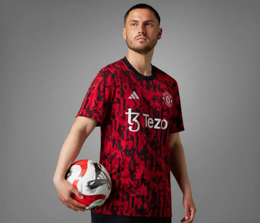 Alternative view of Áo Adidas Manchester United Pre-Match Jersey IA7242