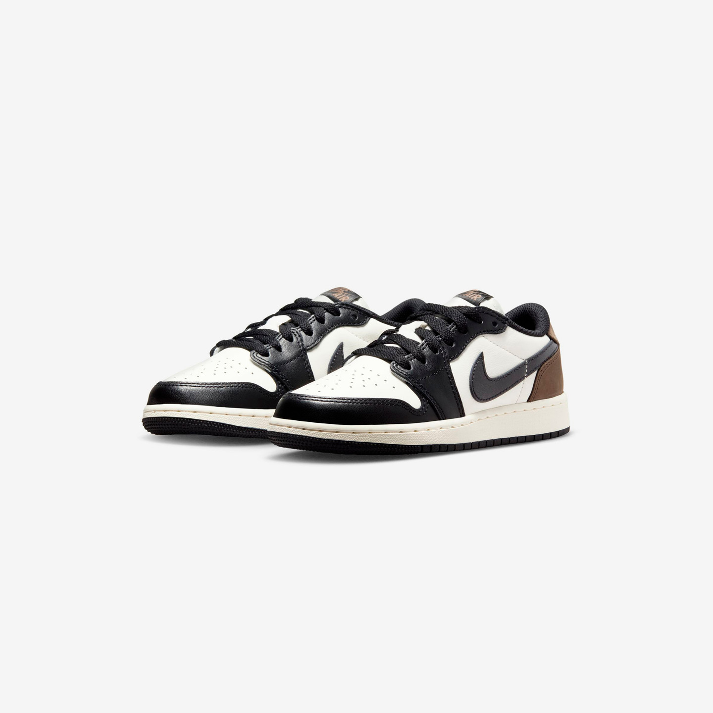 Giày Nike Jordan 1 Retro Low OG GS ‘Mocha’ CZ0858-102 - Ảnh 5