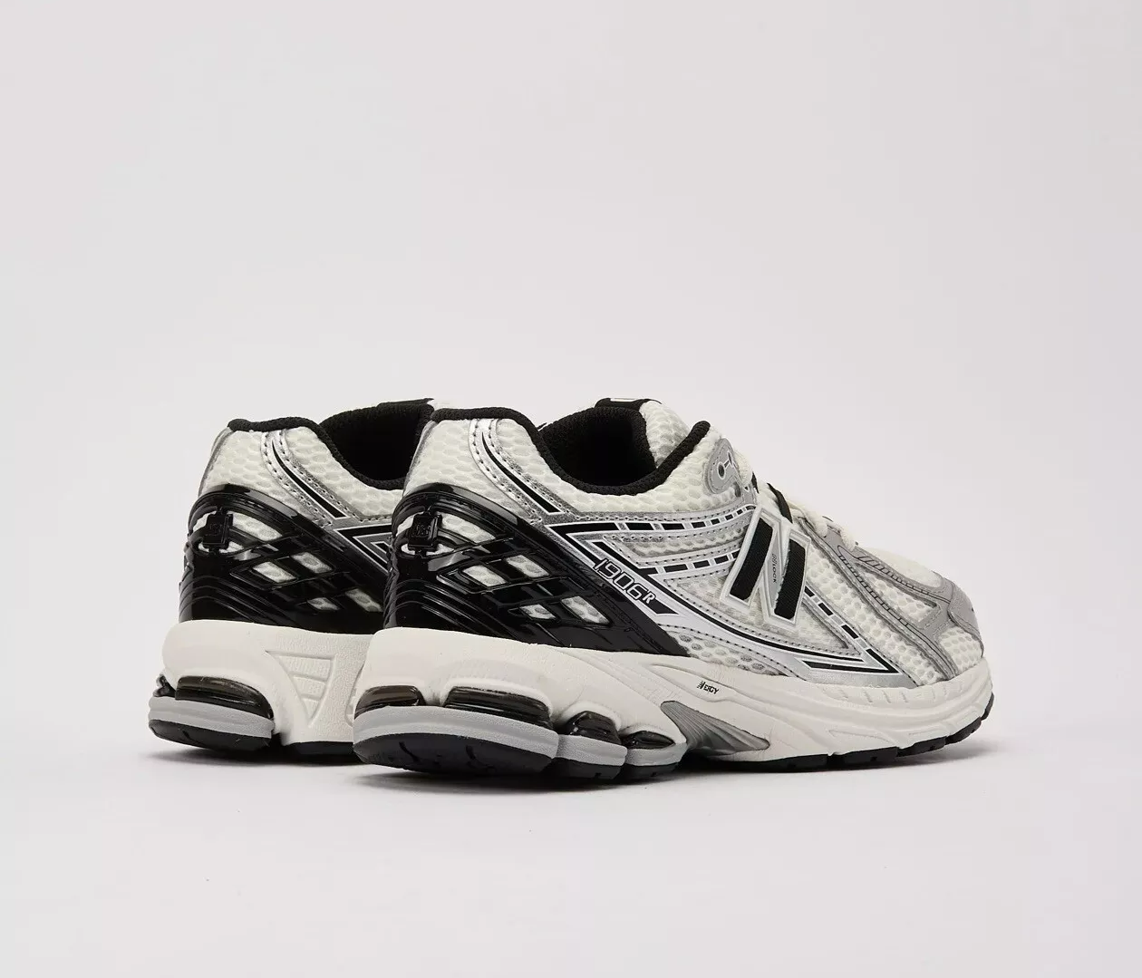 Giày New Balance 1906 ‘Silver Metallic Black’ GC1906ER - Ảnh 2