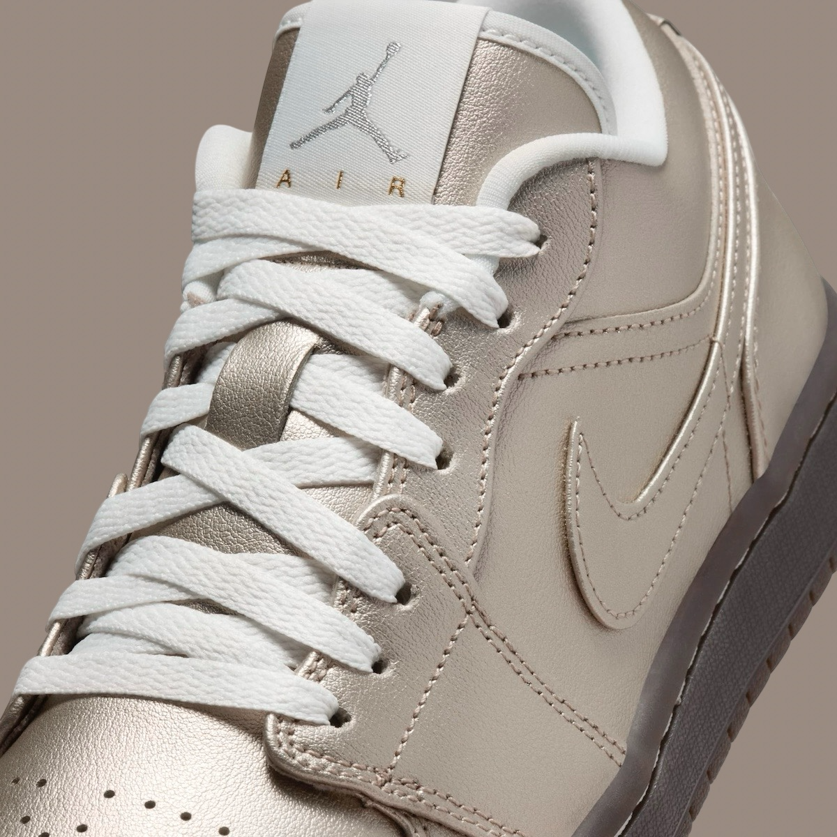 Giày Nike Air Jordan 1 Low SE ‘Metallic Zinc’ HQ3529-099 - Ảnh 5