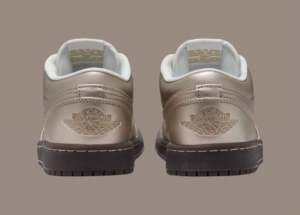 Alternative view of Giày Nike Air Jordan 1 Low SE ‘Metallic Zinc’ HQ3529-099