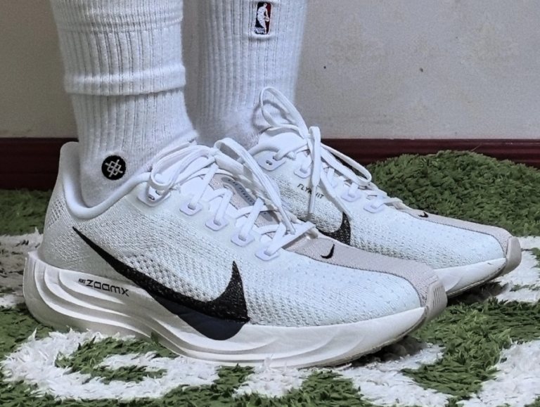 Giày Nike Pegasus Plus ‘Sail Orewood Anthracite’ FQ7262-100 - Ảnh 4