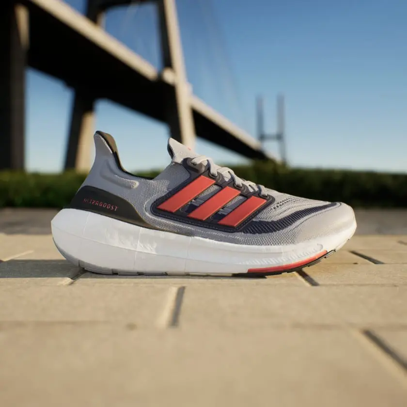 Alternative view of Giày Adidas Ultraboost Light ‘Halo Silver’ IE3332