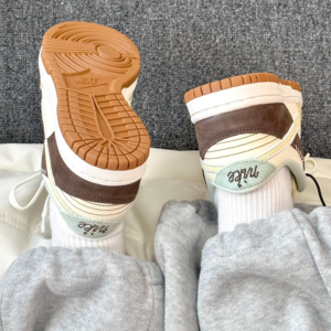 Alternative view of Giày Nike Dunk Low GS ‘Passing Notes Pack’ HQ3474-171