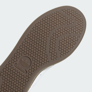 Alternative view of Giày Adidas Stan Smith ‘Cloud White Gum’ IG1320