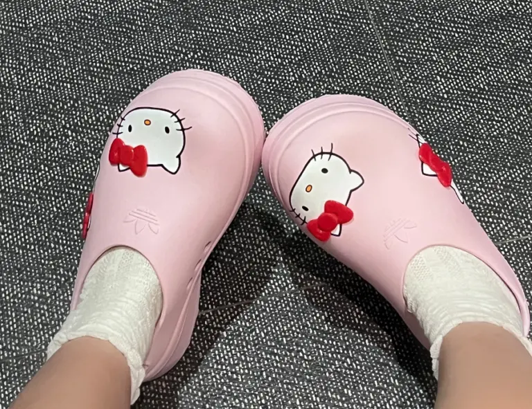 Alternative view of Giày Adidas Adiform Stan Smith Mules ‘Hello Kitty’ IG4446