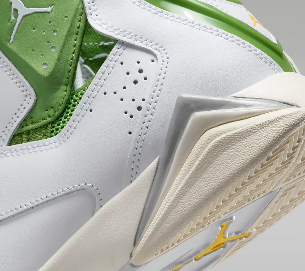 Alternative view of Giày Nike Air Jordan True Flight ‘Chlorophyll’ HF4826-100