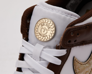 Alternative view of Giày Nike Dunk Low GS ‘Cacao Wow Gold’ HM3725-171