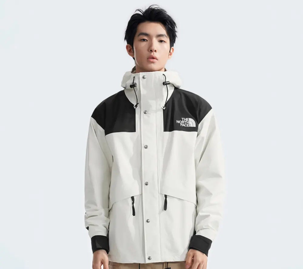 Alternative view of Áo The North Face Retro ‘White’ NF0A8AKJ-ROU