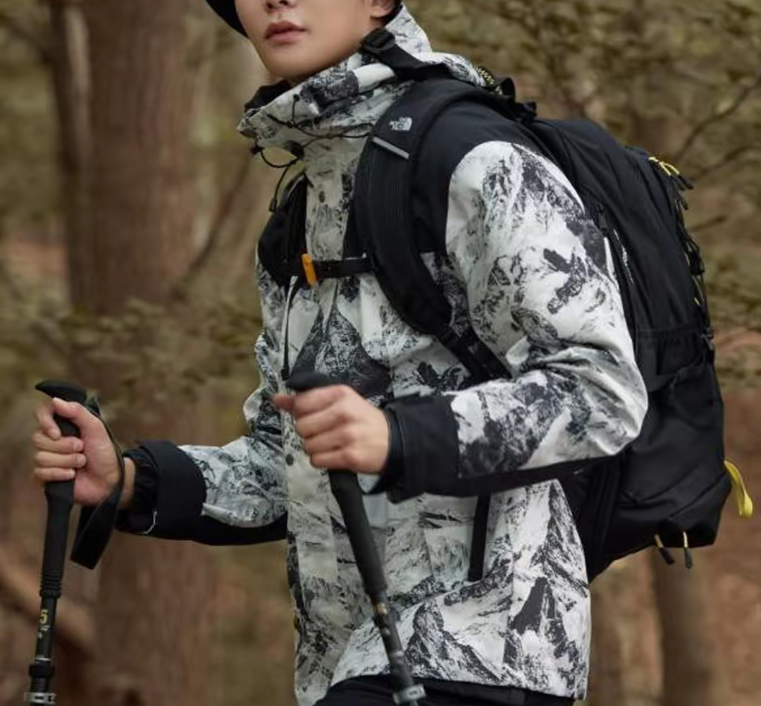 Áo The North Face Novelty ‘White Black’ NJ2GN60B - Ảnh 2