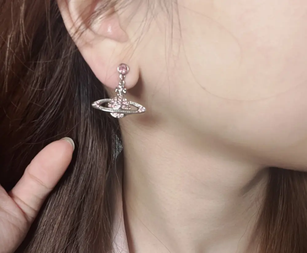 Alternative view of Khuyên Tai Vivienne Westwood Mini Bas ‘Silver’ 6202002502P116CNP116