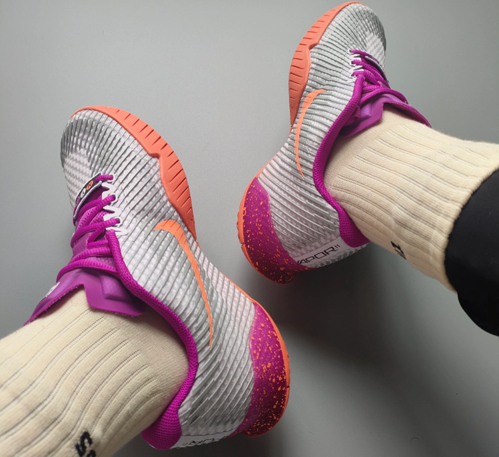 Alternative view of Giày Nike Court Vapor 11 HC Premium 'Barely Grape' FQ7266-500