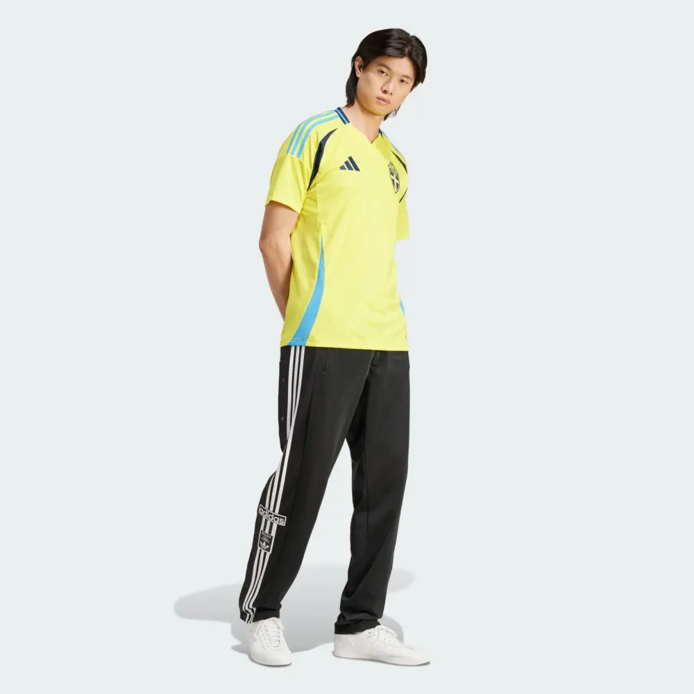 Alternative view of Áo Adidas Sweden 24 Home Jersey ‘Yellow’ IN1103
