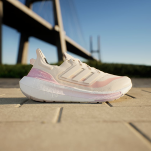 Alternative view of Giày Adidas Ultraboost Light ‘Chalk White’ IE5828