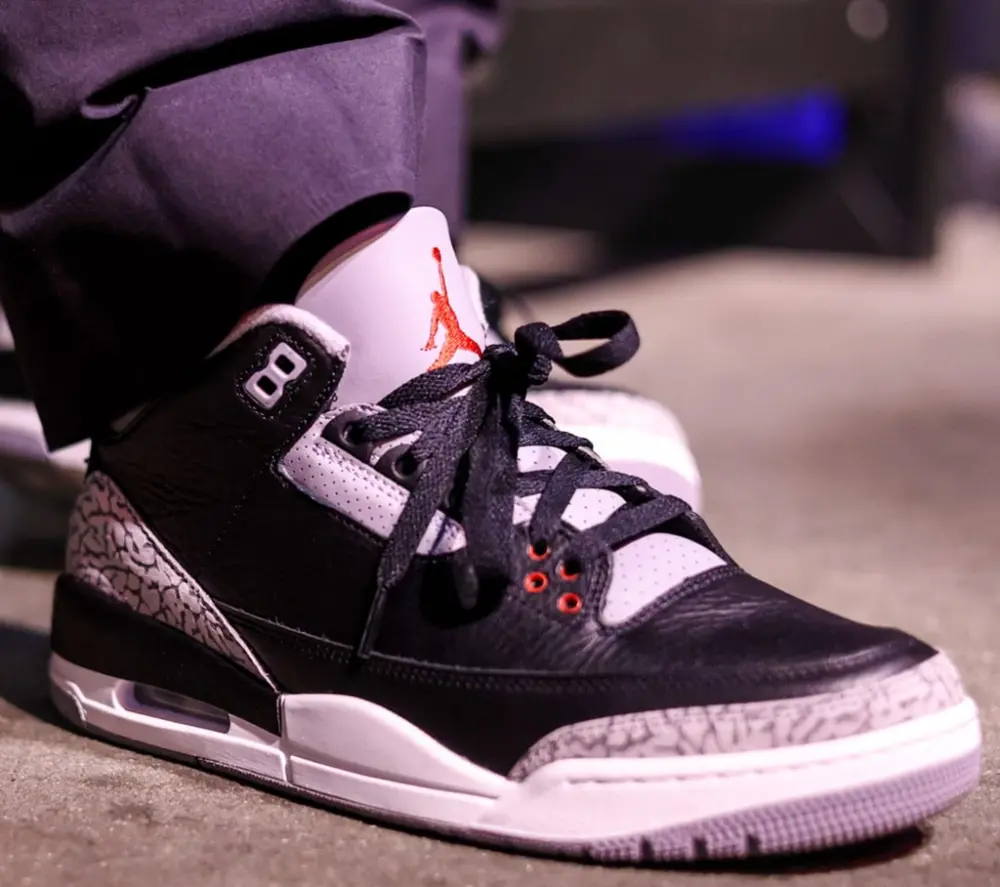 Alternative view of Giày Nike Air Jordan 3 Retro OG 'Black Cement' DN3707-010