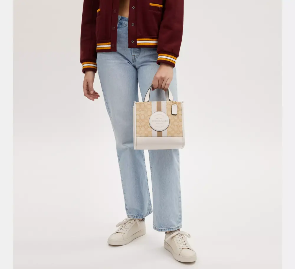 Túi Coach Small Shoulder Tote Bag ‘White’ CQ878-IMDQC - Ảnh 4