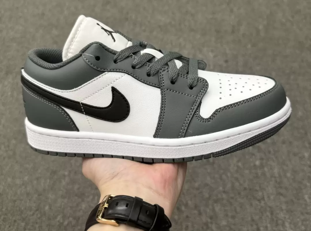Giày Nike Air Jordan 1 Low GS ‘Iron Grey’ 553560-152 - Ảnh 4
