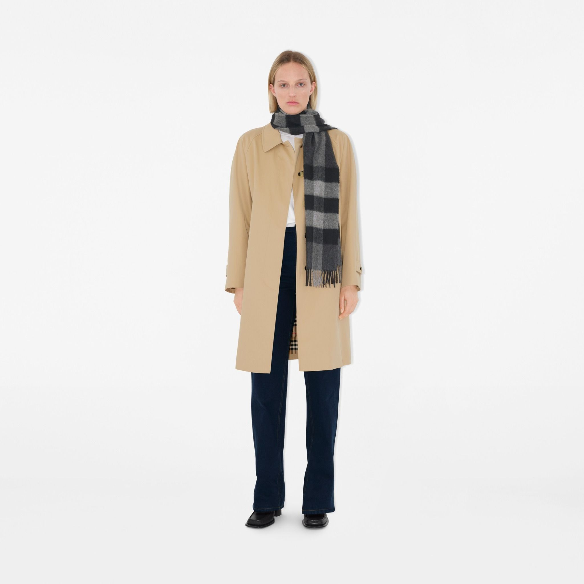 Khăn Burberry Check Cashmere Scarf 'Charcoal' 80155511 - Ảnh 4