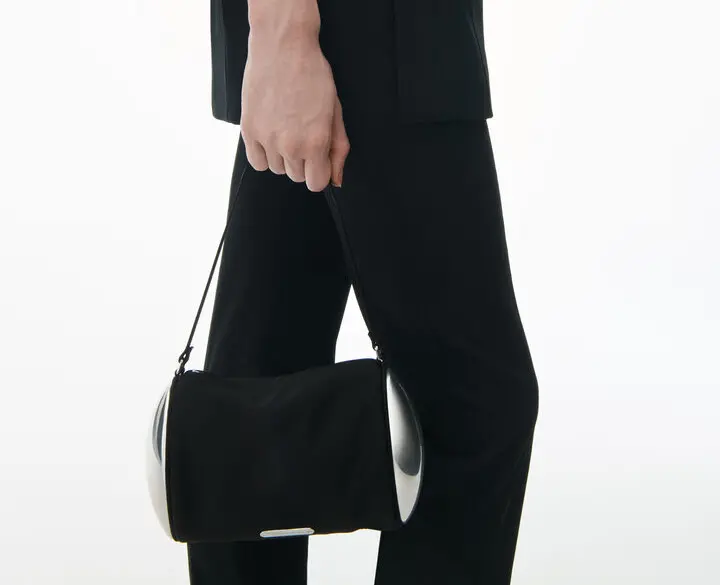 Túi Alexander Wang Dome Barrel Pouchette In Nylon 'Black' 20224P02T001 - Ảnh 3