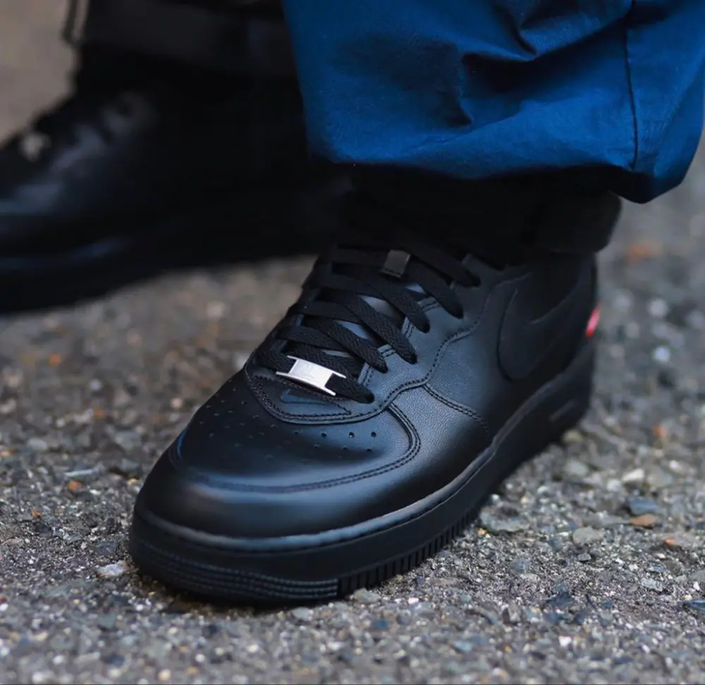 Giày Nike Air Force 1 Mid x Supreme ‘Black’ FZ8784-001 - Ảnh 3