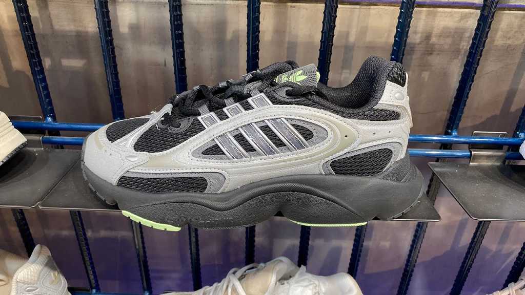 Giày Adidas Ozmillen 'Black Green Spark' IE5842 - Ảnh 2