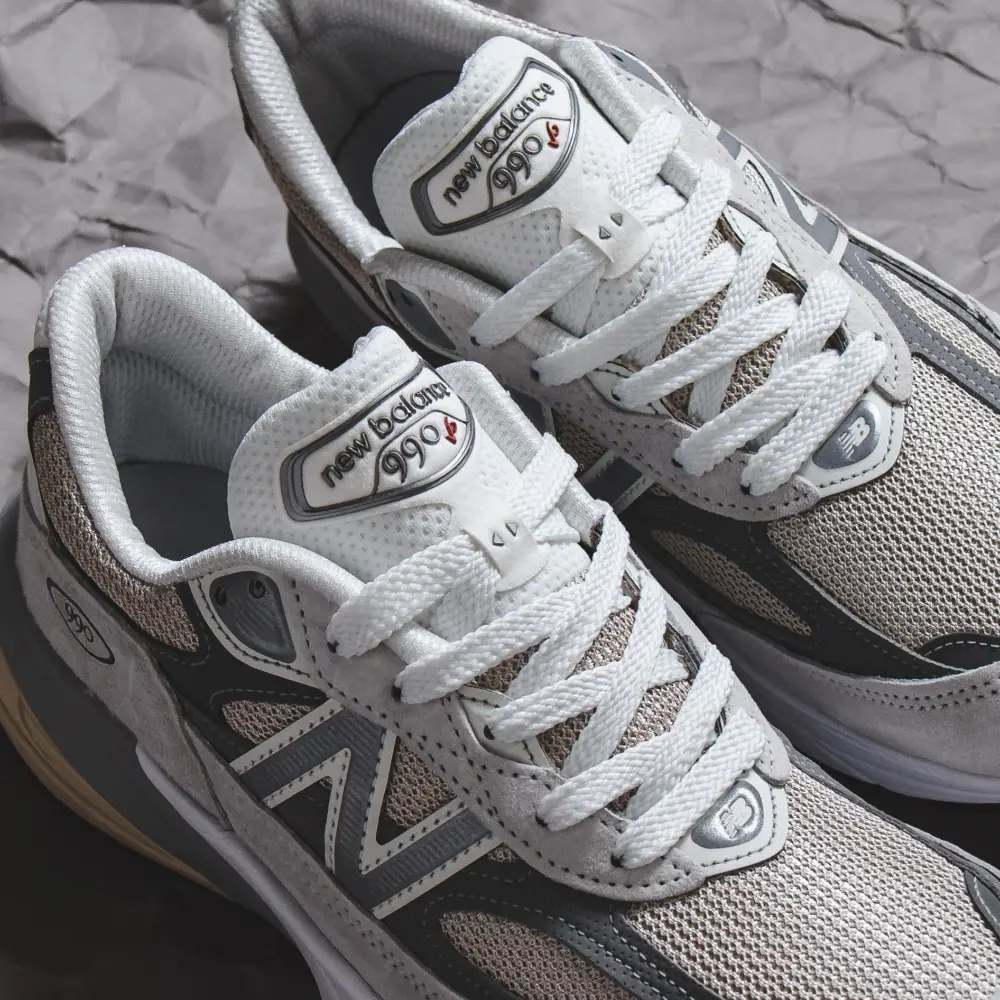 Alternative view of Giày New Balance 990V6 ‘Reflection’ U990NC6