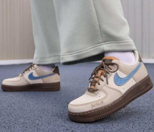 Alternative view of Giày Nike Air Force 1 Low 'Love & Peace' HQ3458-142