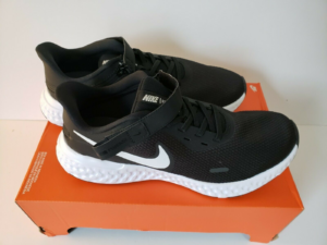 Alternative view of Giày Nike Revolution 5 FlyEase Black BQ3211-004