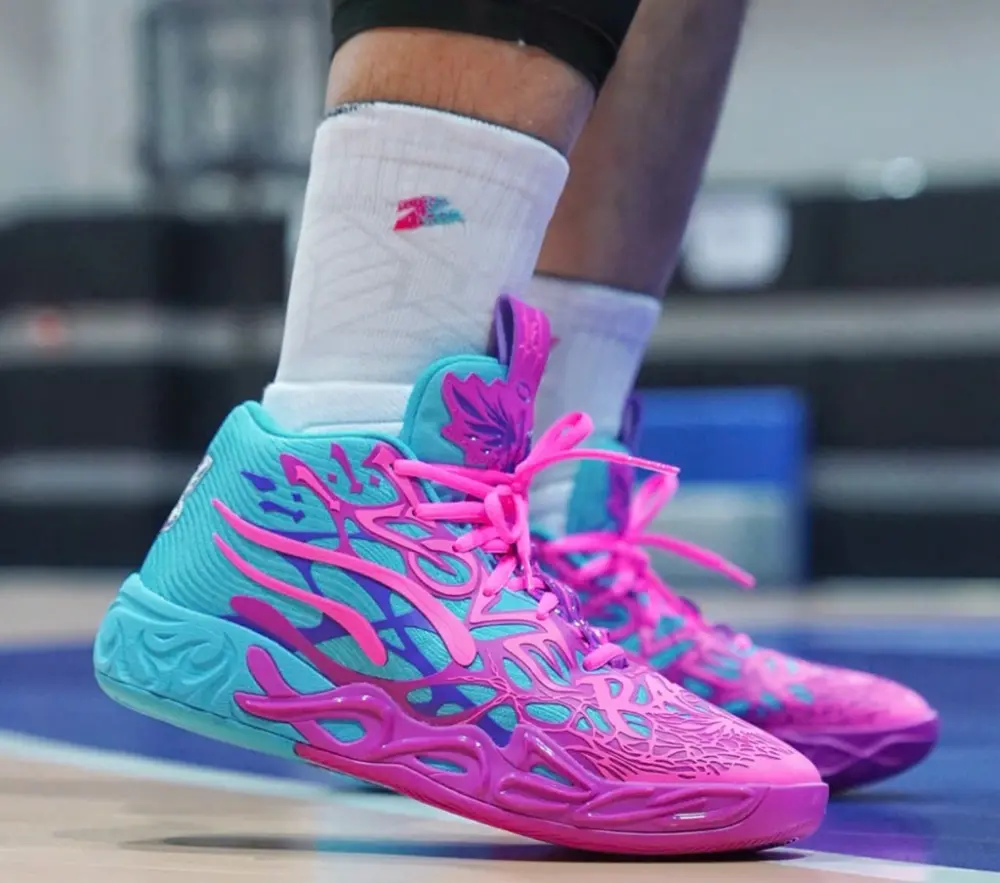 Giày Puma LaMelo Ball MB.04 'Iridescent' 310836-01 - Ảnh 3