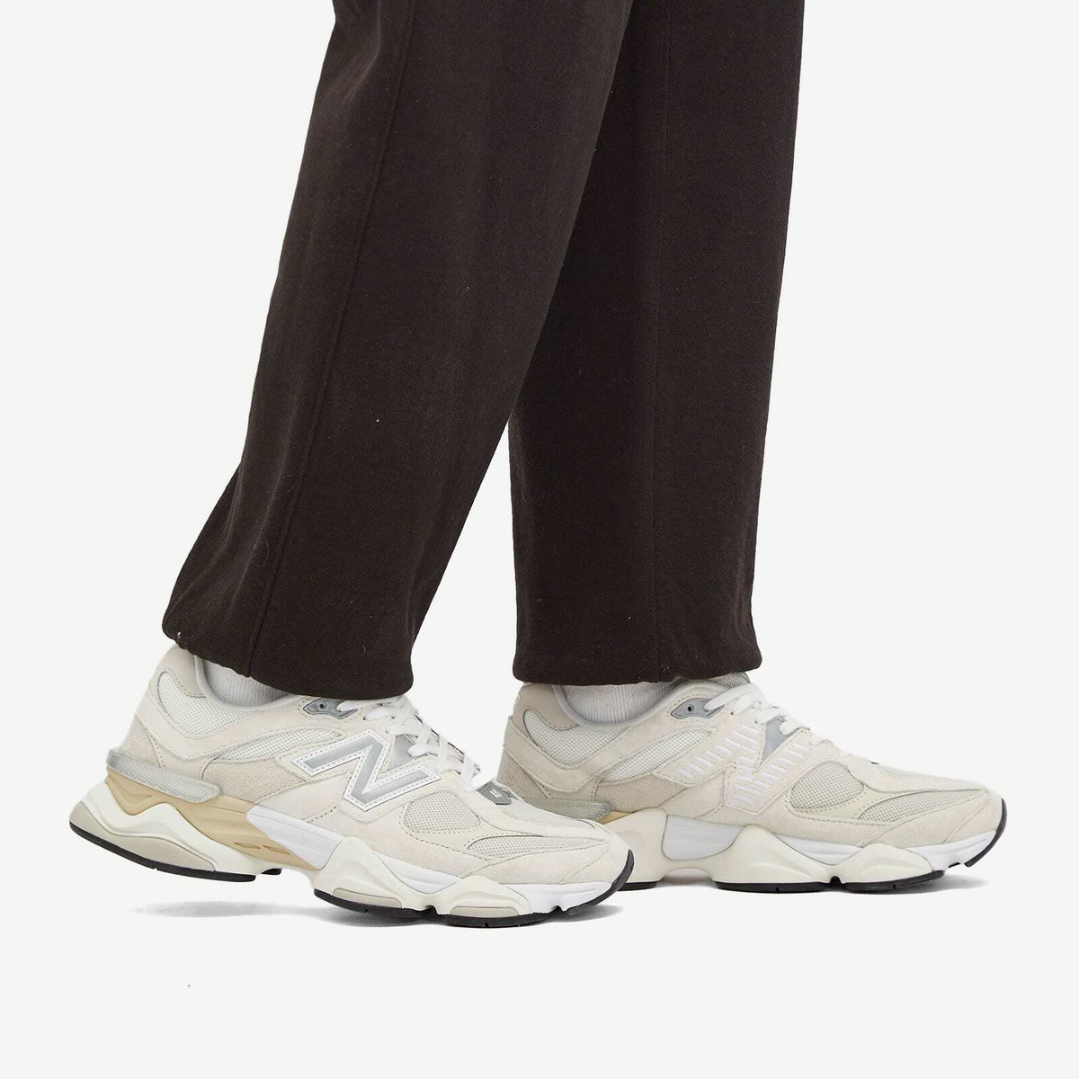 Alternative view of Giày New Balance 9060 ‘Sea Salt Moonbeam’ U9060WHT