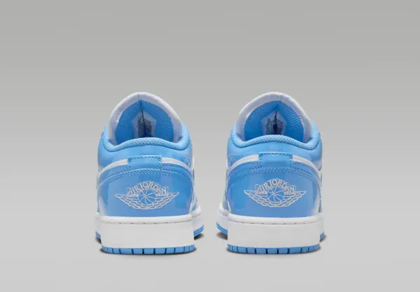 Giày Nike Air Jordan 1 Low SE GS ‘Legend Blue Patent’ FZ3929-114 - Ảnh 5