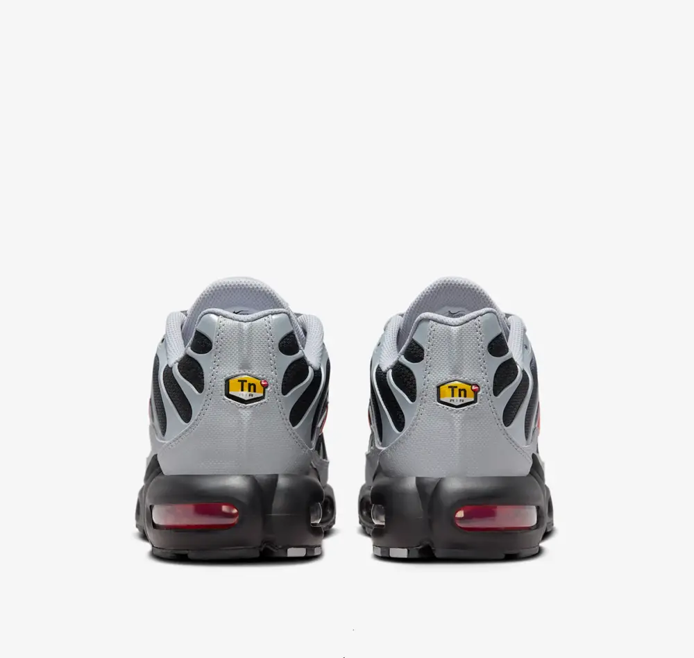 Alternative view of Giày Nike Air Max Plus ‘Wolf Grey Picante Red’ DM0032-011