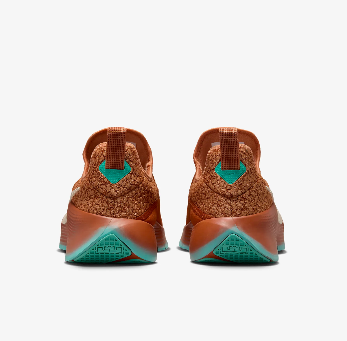 Giày Nike LeBron TR 1 ‘Better With Age’ FJ6151-200 - Ảnh 2