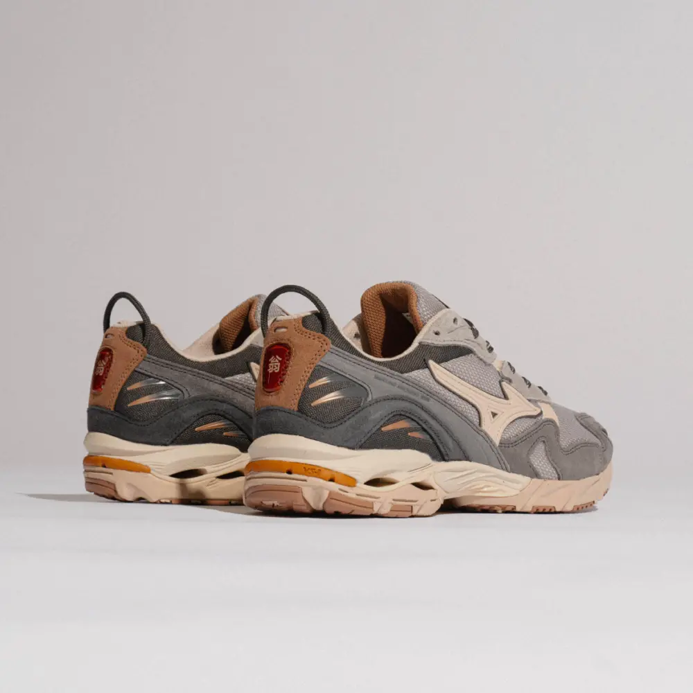 Alternative view of Giày Mizuno Wave Rider 10 ‘Grey Pumpkin Spice’ D1GA226601