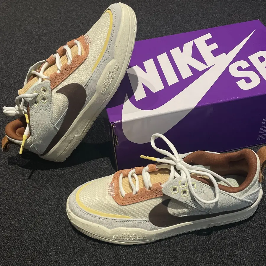 Alternative view of Giày Nike SB Day One ‘Coconut’ HQ3475-121