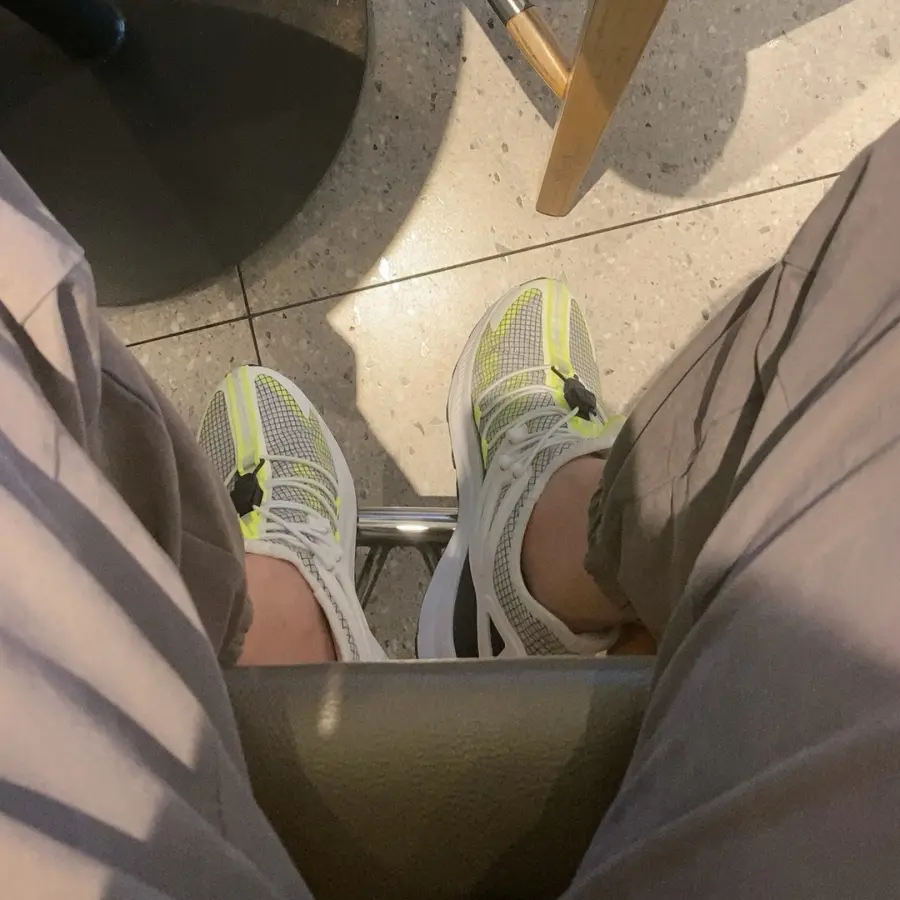 Alternative view of Giày The North Face Oxeye ‘LED Yellow’ NF0A7W5U-IH6