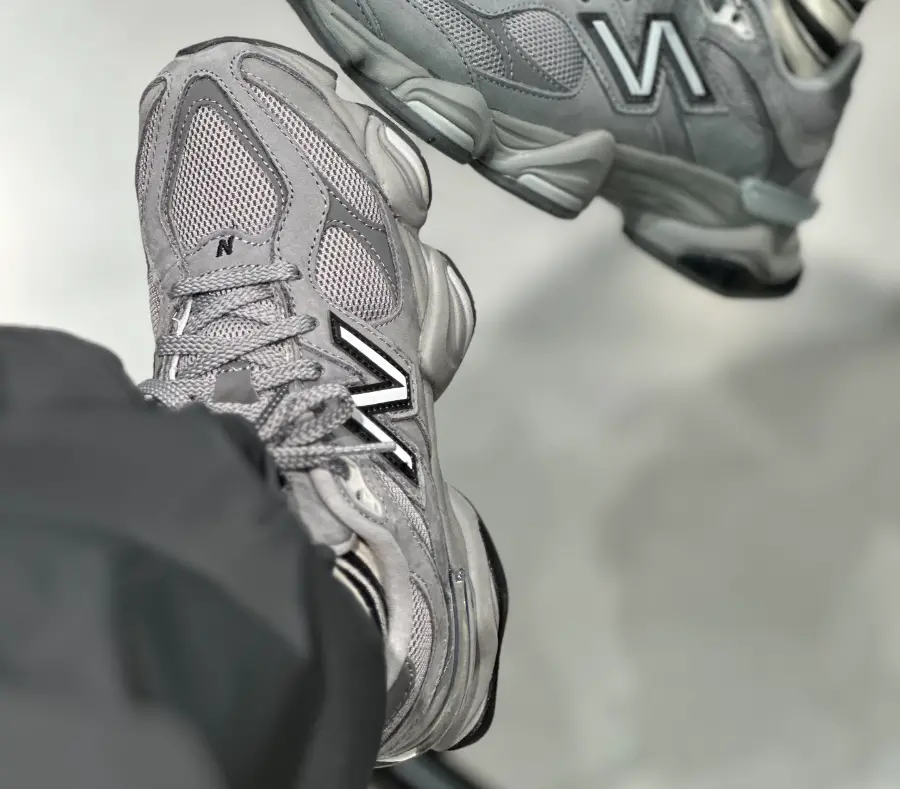Alternative view of Giày New Balance 9060 ‘Shadow Grey Castlerock’ U9060ZGB