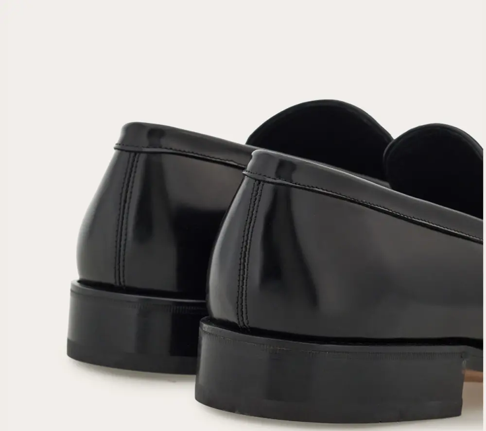 Alternative view of Giày Salvatore Ferragamo Moccasin ‘Black’ 029111-774508