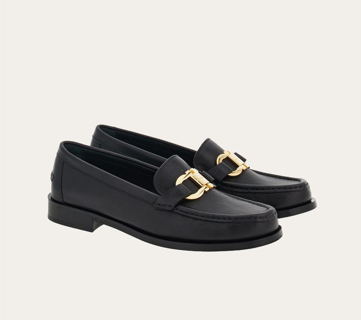 Alternative view of Giày Salvatore Ferragamo Moccasin Gancini Ornament ‘Black’ 01H704-769755