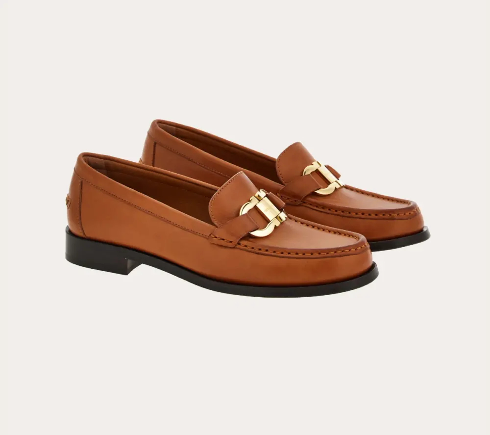 Giày Salvatore Ferragamo Moccasin Gancini Ornament ‘Tan’ 01H704-769756 - Ảnh 3