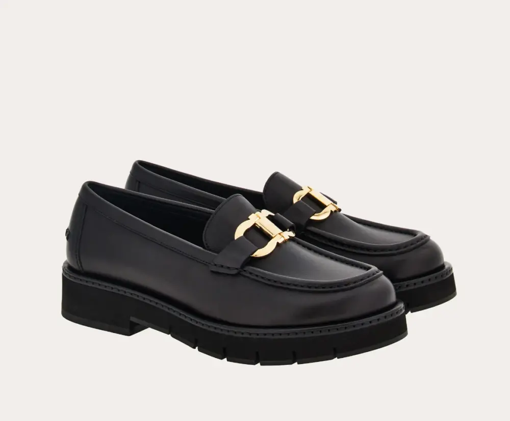 Giày Salvatore Ferragamo Moccasin Gancini Ornament ‘Black’ 01H682-769287 - Ảnh 3