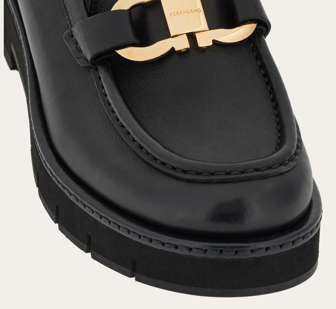 Alternative view of Giày Salvatore Ferragamo Moccasin Gancini Ornament ‘Black’ 01H682-769287