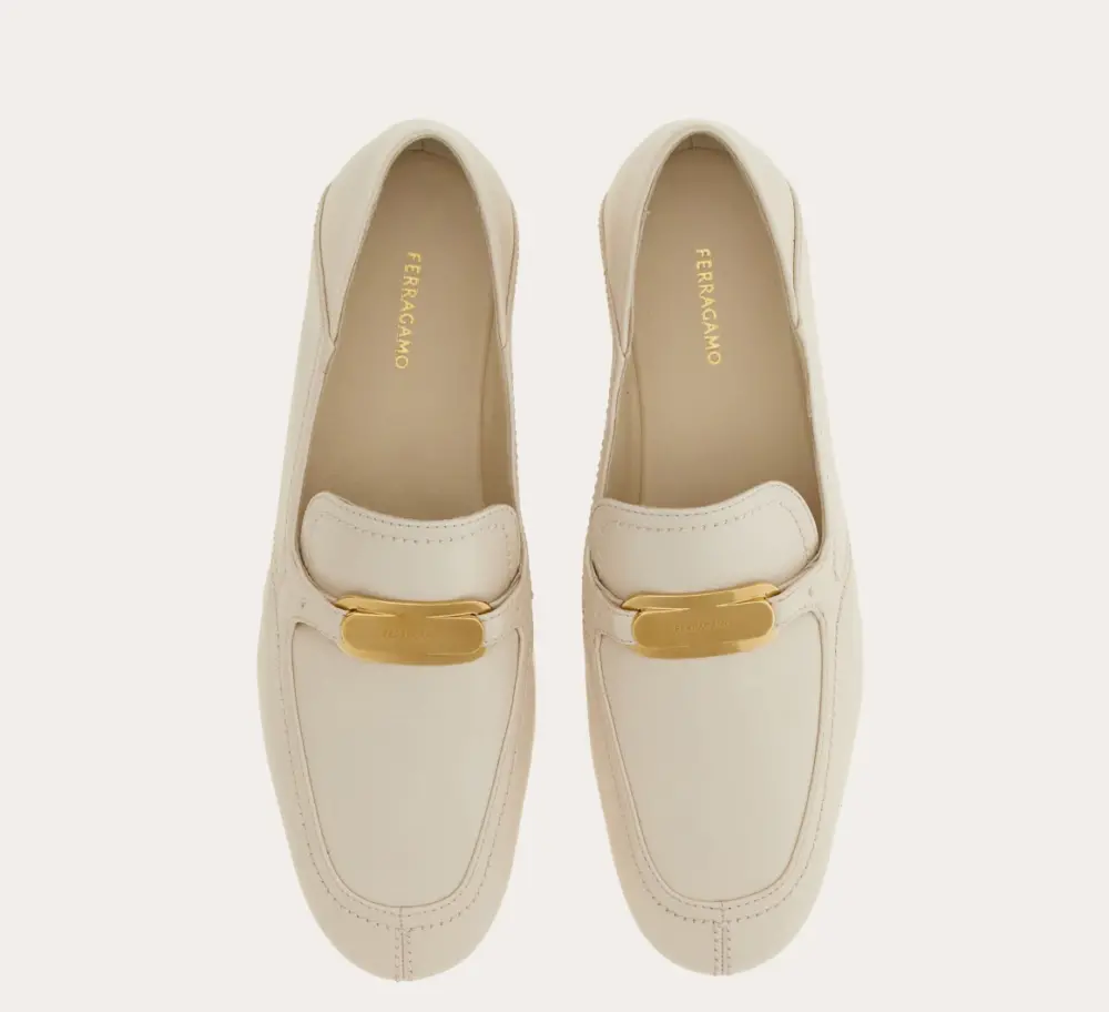Giày Salvatore Ferragamo New Vara Buckle Loafer ‘Mascarpone’ 01H932-773087 - Ảnh 5