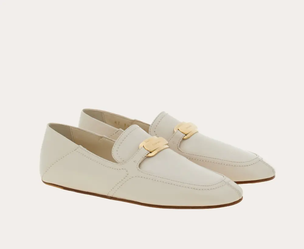 Giày Salvatore Ferragamo New Vara Buckle Loafer ‘Mascarpone’ 01H932-773087 - Ảnh 3