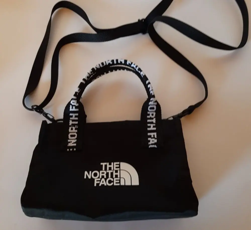 Túi The North Face Mini Crossbag ‘Black’ NN2PP06N - Ảnh 4